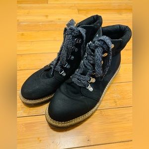 Dirty Laundry Lace Up Mod Ankle Boots